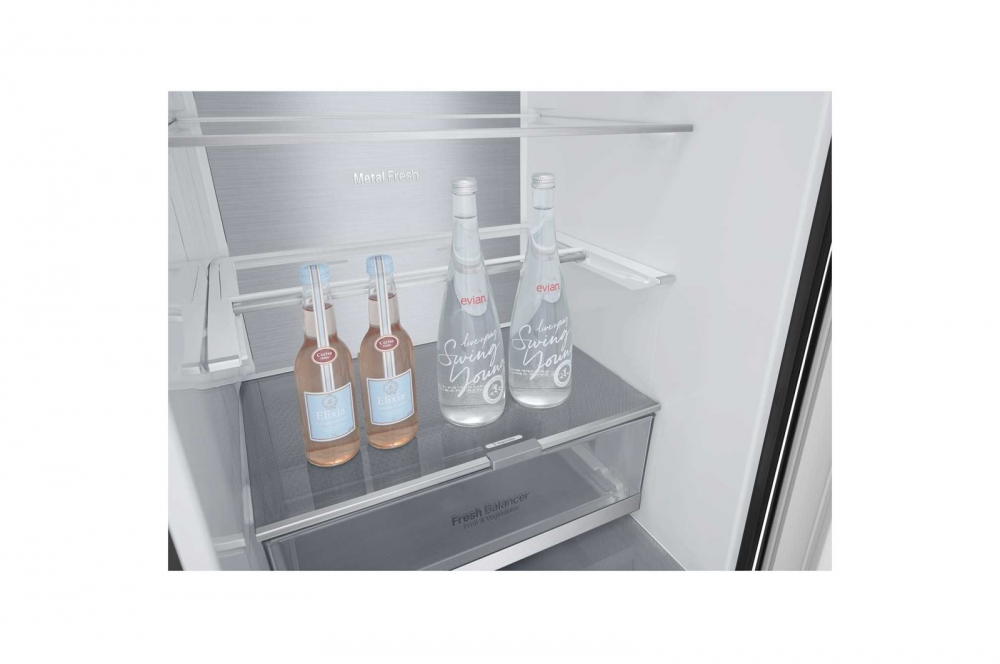 Hajm 384 l | Pastki muzlatgich kamerali LG sovutgich | Qora | DoorCooling⁺™ | Linear Inverter Compressor