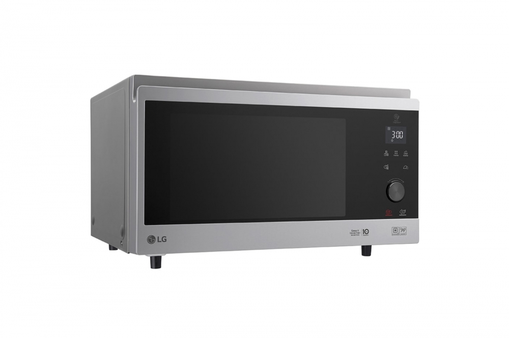 LG NeoChef mikrotoʻlqinli pechi, 39 L, Konveksiya, 1900 W, Smart Inverter, EasyClean, Toblab pishirish